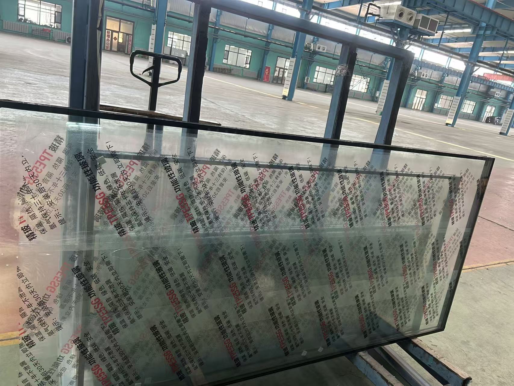 临夏回族自治州玻璃源头工厂隔热玻璃 - 方案